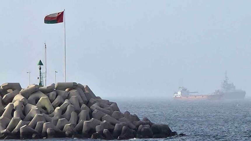 Oil tumbles as Iran and US pause strikes over Strait of Hormuz
